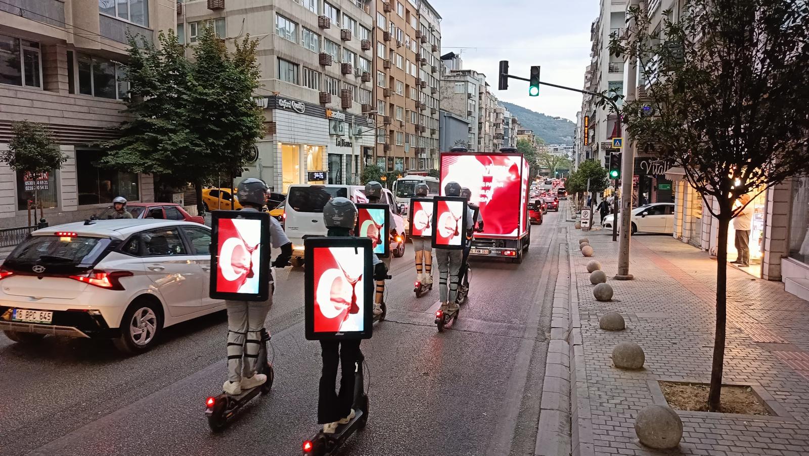 Mobil Reklamcılığın Yeni Trendi: ScootAd ile Şehirde Maksimum Görünürlük